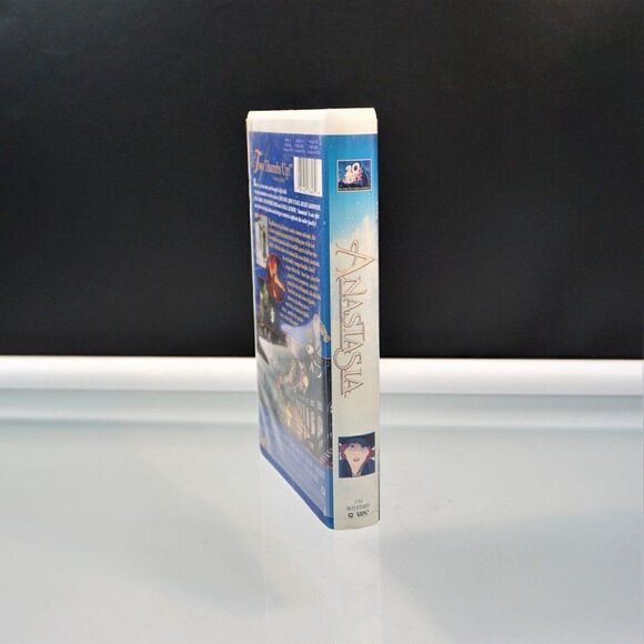 Anastasia VHS 1997 Clamshell 20th Century Fox Classic Animated Movie - Picture 3 of 6